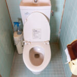 トイレの臭いを消すには？原因や場所別の対策、掃除方法を解説