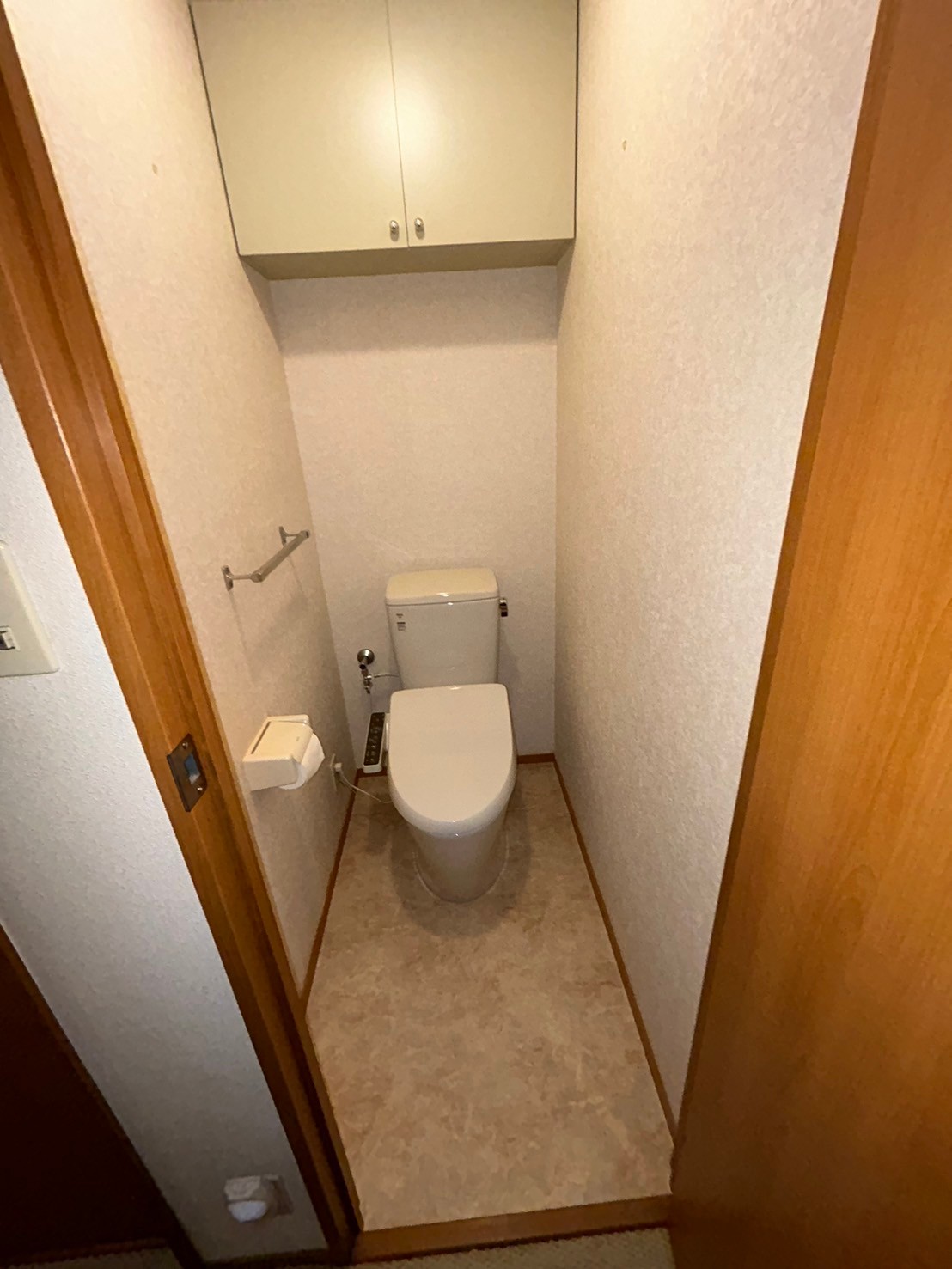 【千葉県千葉市緑区誉田町】トイレ交換、クッションフロア張替え