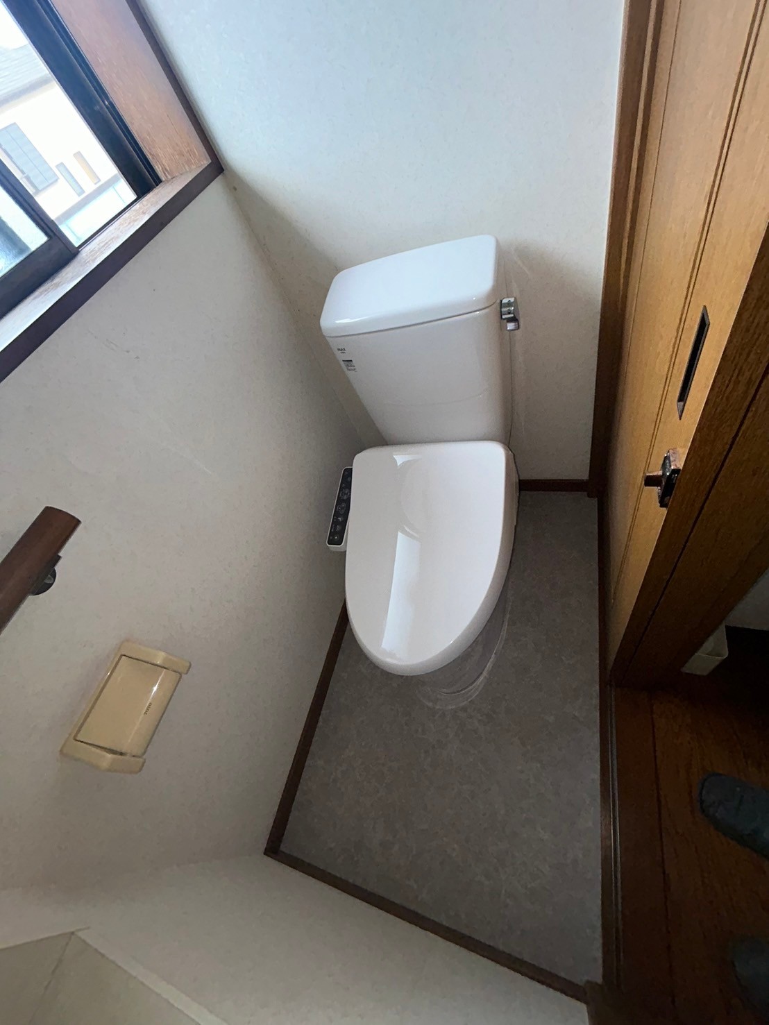 【千葉県千葉市若葉区西都賀】トイレ交換、クッションフロア張替え