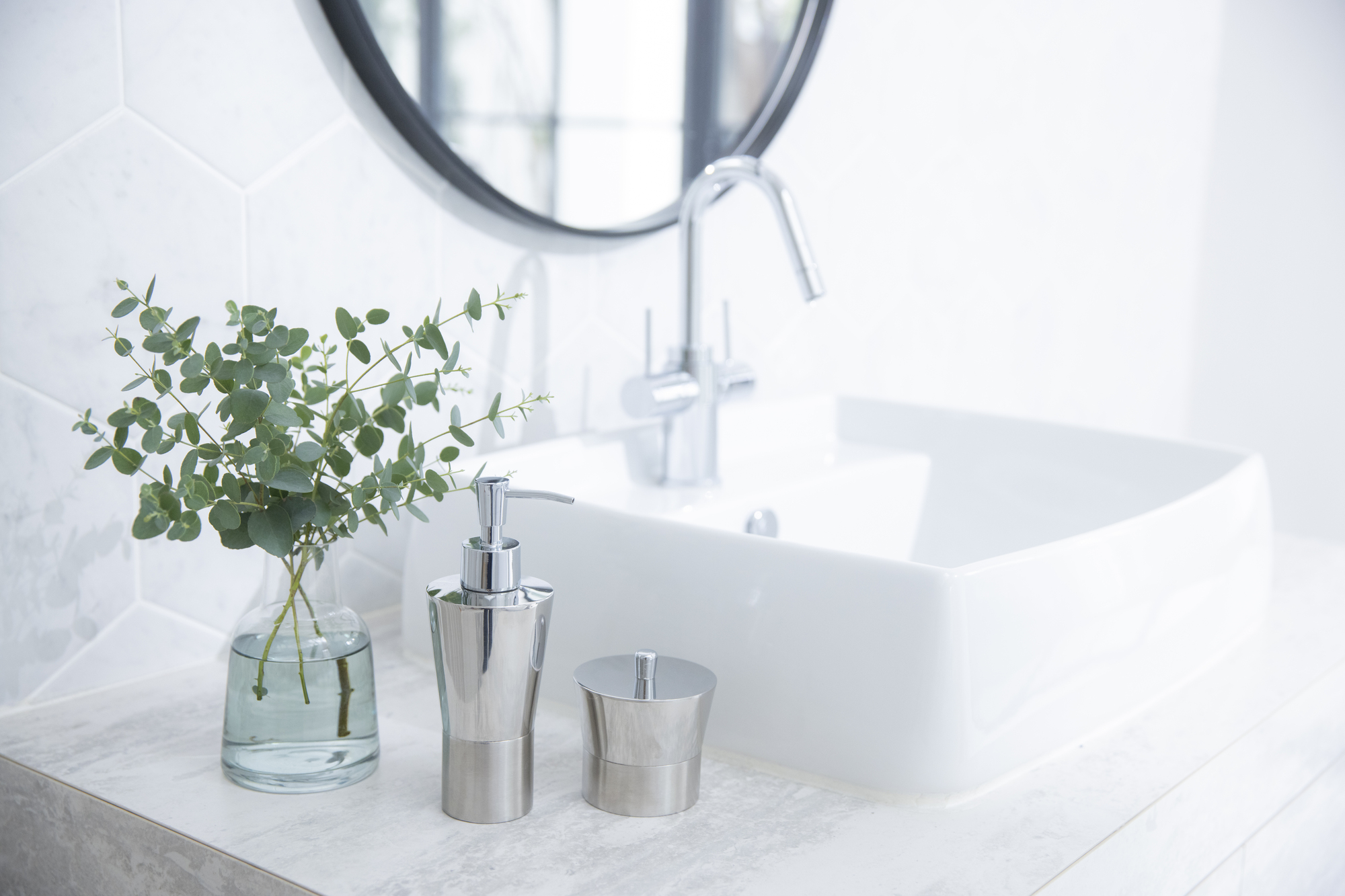 洗面台の蛇口を交換するには?DIYでの手順と注意点を解説