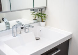 排水管のつまりを自分で解消する方法！原因や対処法を解説