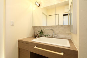 【場所別】洗面所の水漏れ発生時の応急処置