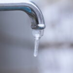 水道管は何度から凍結する？凍る温度や条件、対策方法を解説