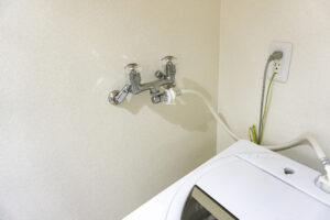 洗濯機周辺から水漏れした際の応急措置
