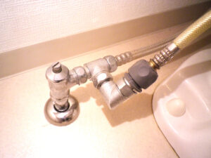 トイレで使われる止水栓の種類