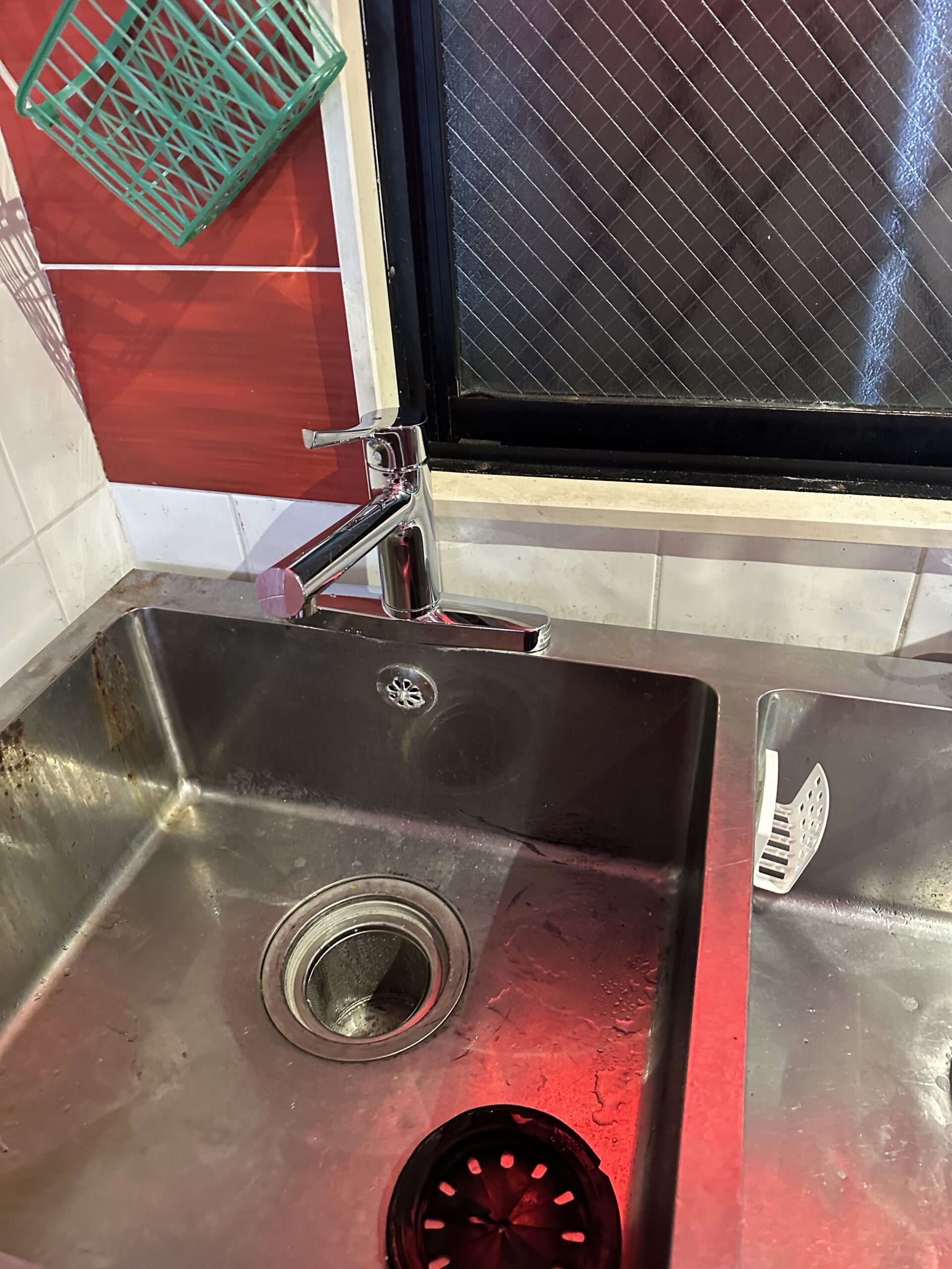 【大阪府豊中市新千里南町】キッチン蛇口交換