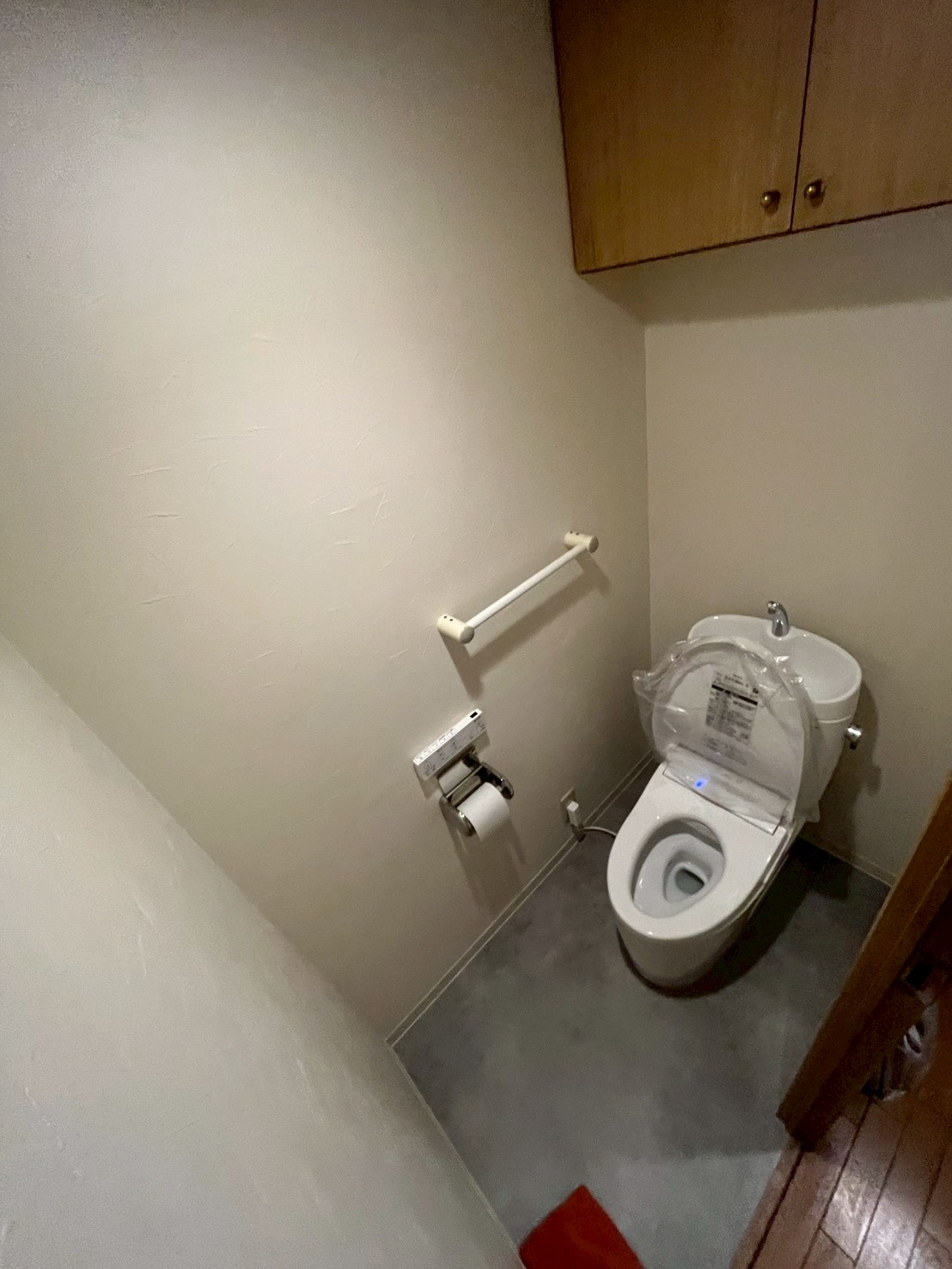 【東京都江東区牡丹】トイレ交換、内装張替え