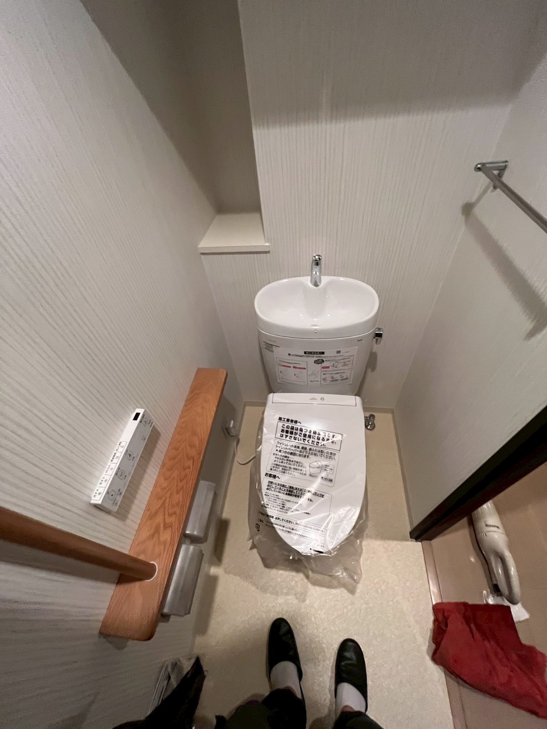 【神奈川県川崎市川崎区京町】トイレ交換、内装張替え