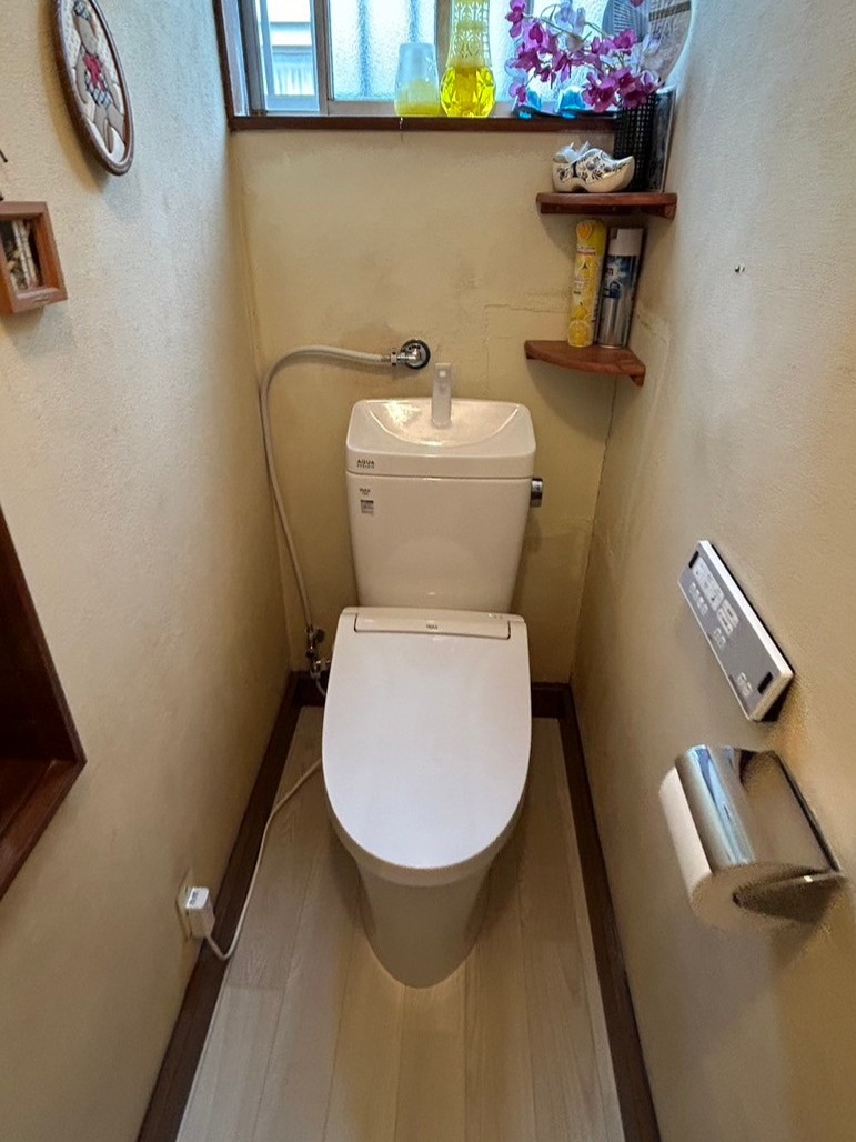 【千葉県柏市増尾台】トイレ交換、クッションフロア貼替え
