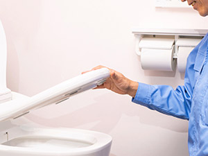トイレ詰まりを修理依頼する場合の費用・料金相場